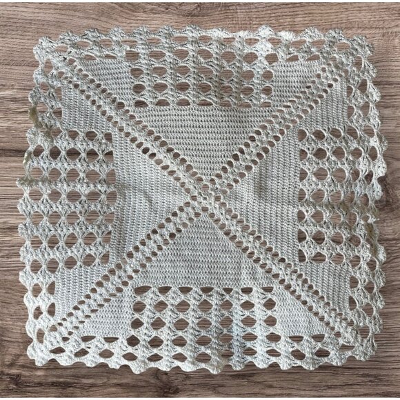 Hand Crocheted White Cotton Doilies Square Cottage Core VTG Wedding Country - Picture 3 of 14